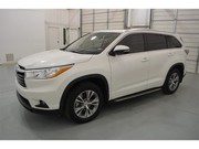 Looking to sell my Toyota Highlander 2015